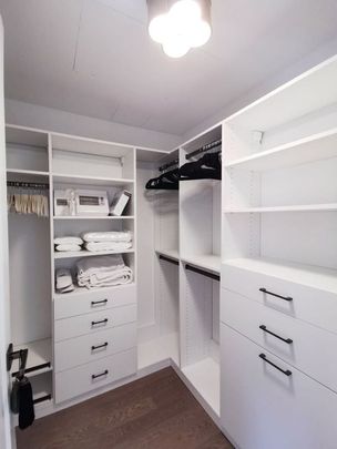 ONE8ONE: Avenue Rd & Davenport Rd (181 Davenport Rd) AD#100410 - Photo 1