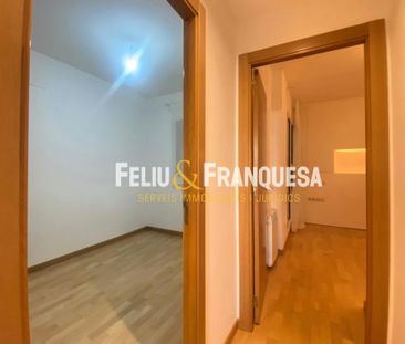 Piso de alquiler en De Borrell, El Coll - Photo 3