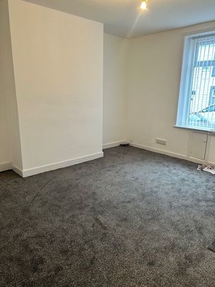 Stanley Street - Photo 1