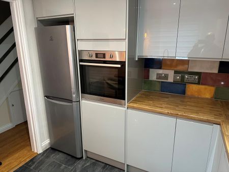 3 bedroom terraced house to rent - Photo 4