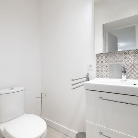 LACORNEE Roommate 11 Bedrooms at Bordeaux - Photo 4