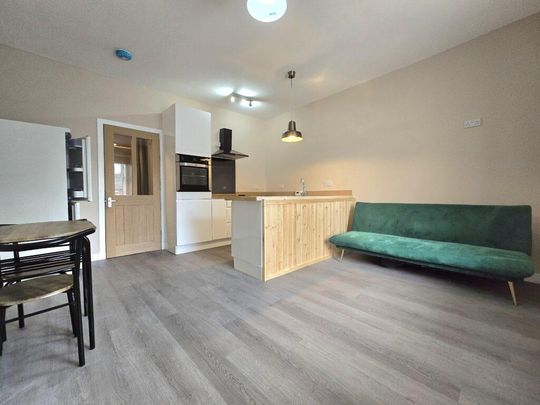 1 bedroom ground floor flat to rent - Photo 1