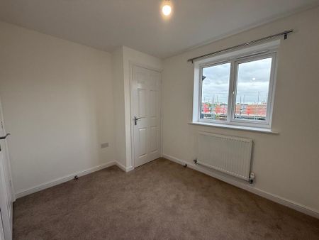 3 bedroom detached house to rent - Photo 4