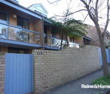 Three-bedroom Townhouse in Prime Wollstonecraft Location - Photo 5