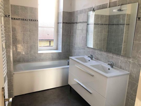 T4 avec 2 chambres - refait à neuf - Photo 1