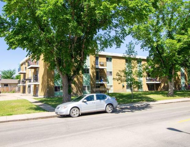Northumberland Apartments - 1113 Northumberland Avenue | 1113 Northumberland Ave, Saskatoon - Photo 1