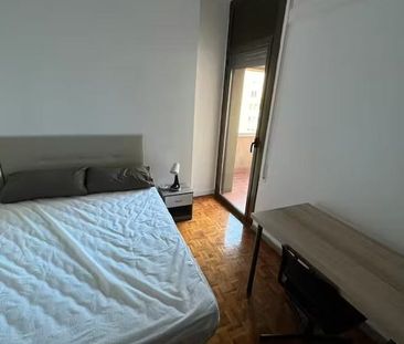 Carrer de Mallorca, Barcelona, Catalonia 08036 - Photo 2