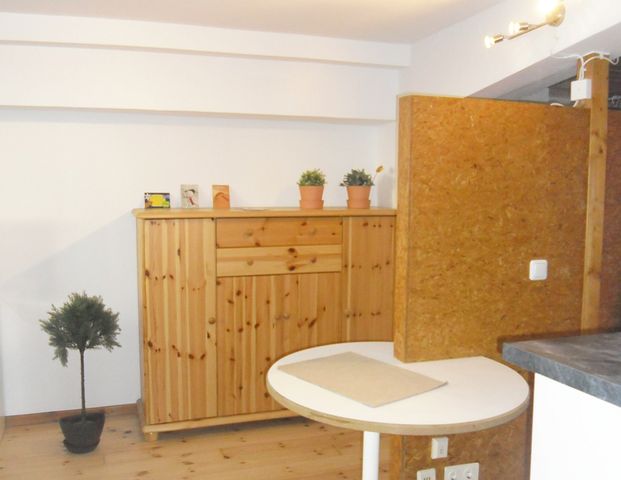 Möbliertes Cityapartment zentral gelegen Nähe Haltestelle Eifelstr. - Foto 1