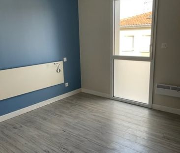 Location Appartement 3 pièces 61m² ROQUES 31120 - Photo 1