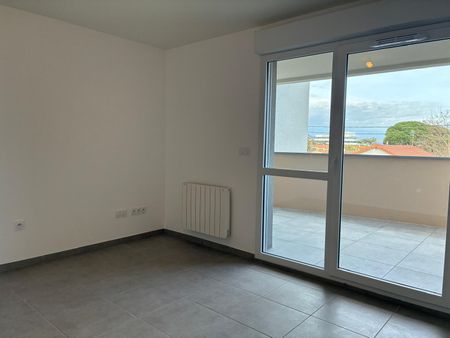 Location Appartement 1 pièce 34m² VALENCE 26000 - Photo 3