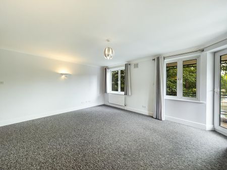 3 bedroom apartment to rent - Photo 3