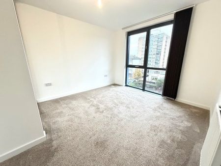 Moseley Lodge, Poplar E14, Property for rent - Photo 2