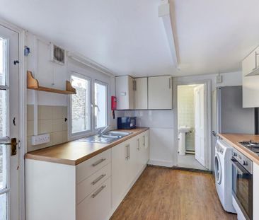 5 bedroom house to rent - Photo 3