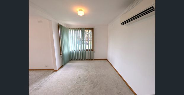 Superbly located 3 bedroom gem in Norlane West. - Photo 1