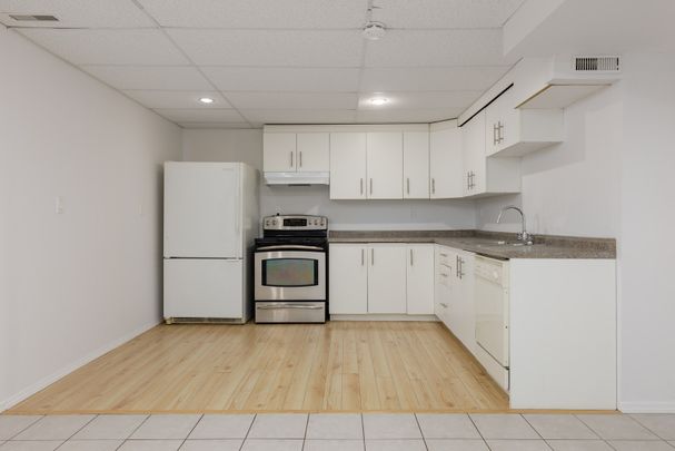 Keets Dr & Wickham Dr (Basement), Coquitlam - Photo 1