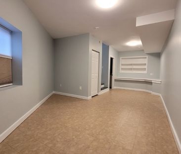 290 Crown Drive – BRAND NEWLY RENOVATED 2 BR + DEN HALIFAX TOWNHOUS... - Photo 6