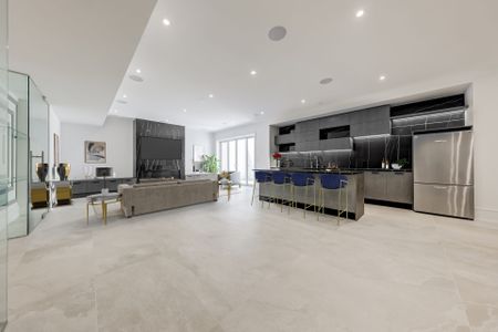 For Lease - 12 Bearwood Drive, Toronto, Ontario - Photo 2