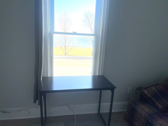 For Lease - 1421 Lakeshore rd N/A, Burlington, Ontario - Photo 1