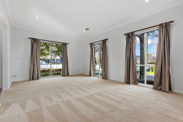 73 Sir Garnet Road, Surrey Hills - Photo 1
