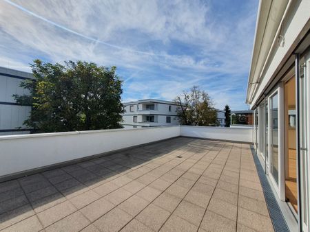Traumhafte, helle 4-Zimmer-Penthouse-Wohnung in schöner Lage in Lauterach - Photo 3