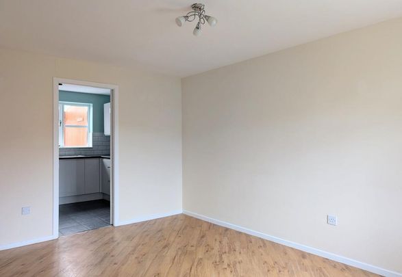 2 bedroom semi-detached house to rent - Photo 1