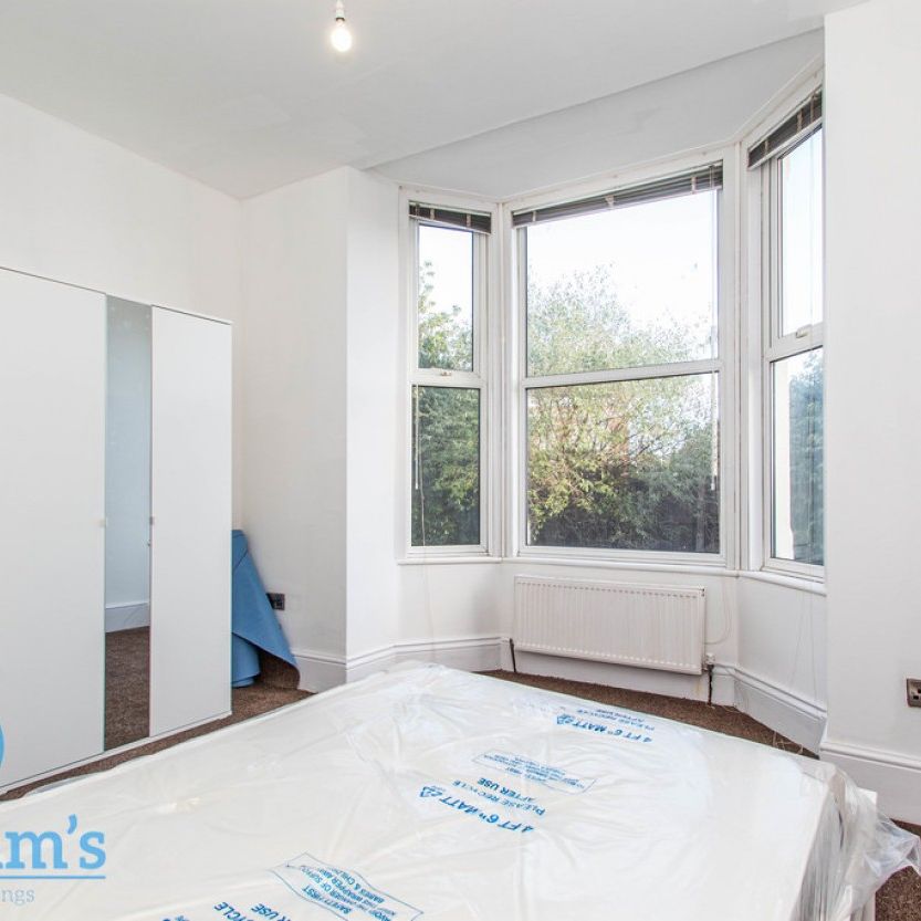 2 bed Apartment for Rent - Photo 1