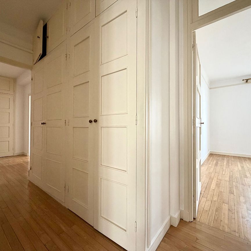 T4 - SQUARE DU COMMANDANT L'HERMINIER - 82.46 m² - Photo 1