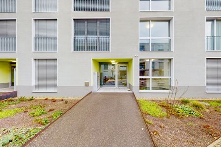 Generous, modern, central - Photo 3