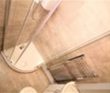 1 bedroom in a house share to rent - Photo 6