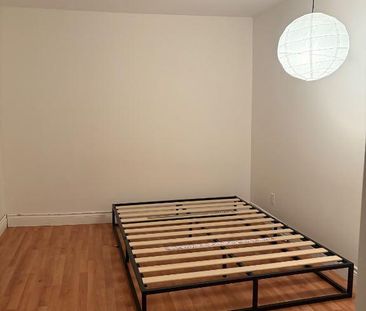 Appartement 41/2 2 chambres 1 salle de bain - Photo 2