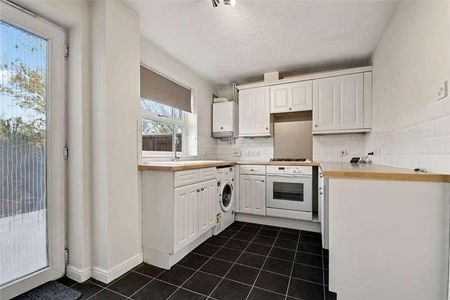 Grove Field, Worcester, Worcestershire, WR4 - Photo 4