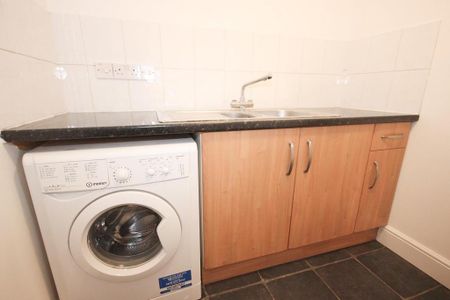 5 bedroom house to rent - Photo 3