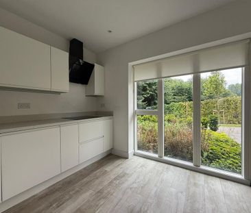 3 bedroom terraced house to rent - Photo 6