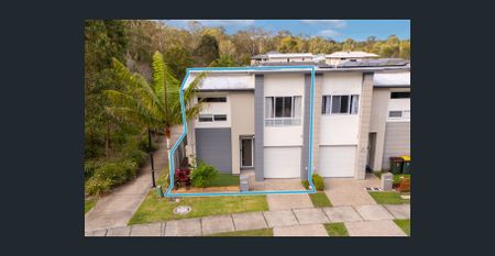 Peaceful Parkside living - Photo 2