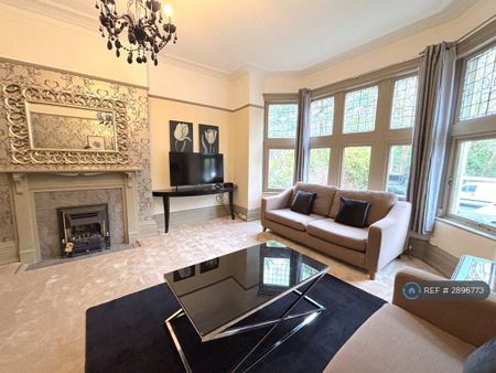 2 bedroom flat to rent - Photo 4