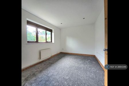 1 bedroom maisonette to rent - Photo 2