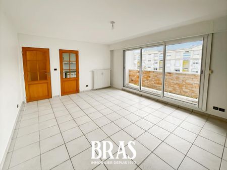 Location Appartement 4 pièces 76m² NANTES 44100 - Photo 2