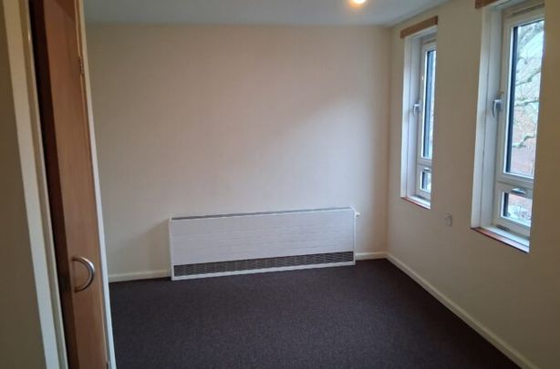 Thrawl Street – Flat 30 - Photo 1