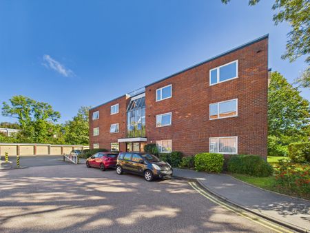 Sutton Close, Beckenham, BR3, London - Photo 3
