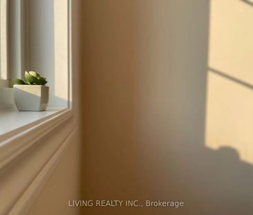 Condo Townhouse For Lease | N9255946 - Photo 6