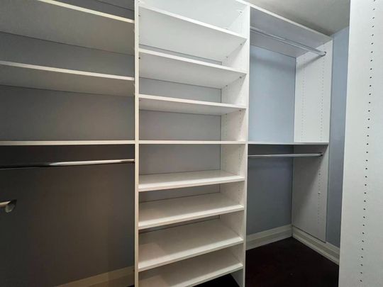 For Lease - 15 Valhalla Inn Road Unit# Th4, Toronto, Ontario - Photo 1