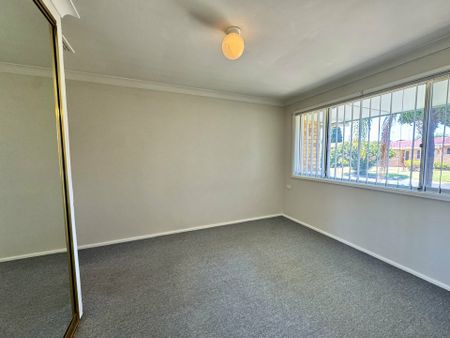 Neat & Convenient 1-Bedroom Unit in South Tamworth - Photo 3