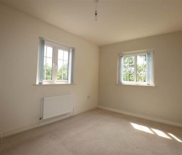 1 Sir Richard Wallace View, Lisburn, BT28 3NY - Photo 5