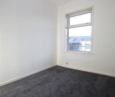 2 bedroom House To Let - Photo 4