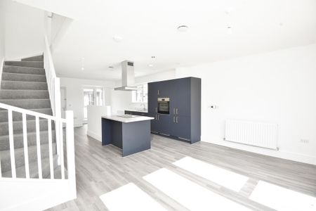 Redmires Grove, Harrogate - Photo 4