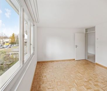Spacieux appartement de 3,5 pièces avec beaucoup d’espace de rangement - Foto 1