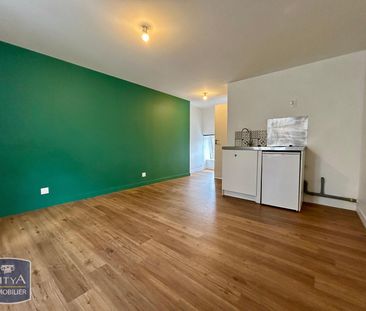 Location Appartement 1 pièce 20m² ST YRIEIX LA PERCHE 87500 - Photo 1
