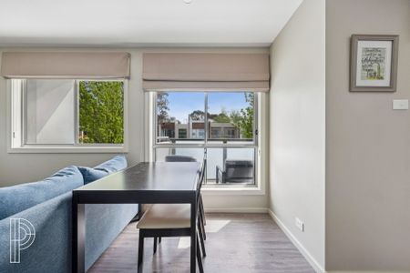 Convenient Living in the Heart of the Inner North - Photo 5