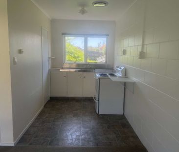 Two Bedroom Unit Close to Town - Photo 1