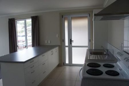 2/214 Main South Road, Green Island, Dunedin City - Photo 3